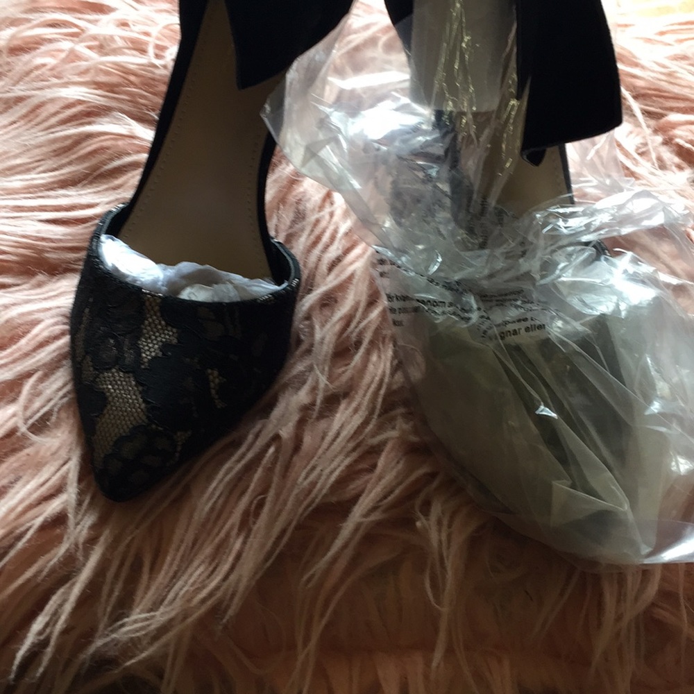 Heels - Picture 2 of 6